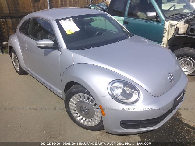 3VWJX7AT0DM673145 - 2013 VOLKSWAGEN BEETLE SILVER photo 1