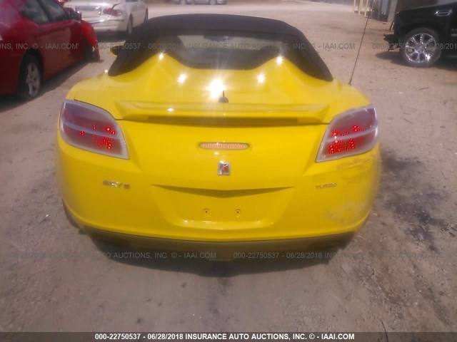 1G8MG35X17Y133778 - 2007 SATURN SKY REDLINE YELLOW photo 8