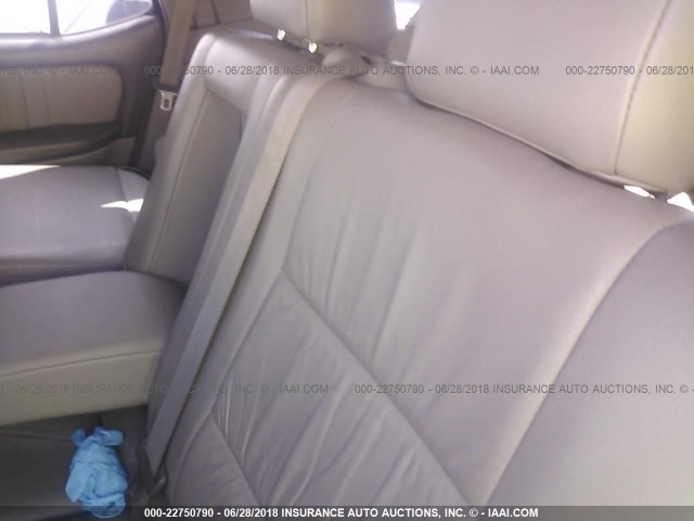 5TDBT48A72S099159 - 2002 TOYOTA SEQUOIA LIMITED SILVER photo 8