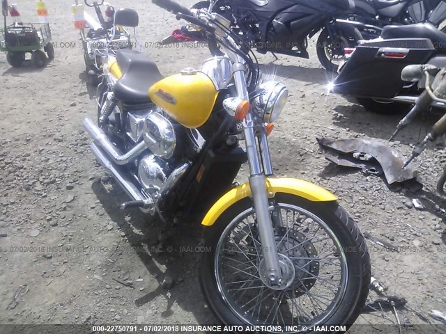 JH2RC44182K620005 - 2002 HONDA VT750 DC YELLOW photo 1