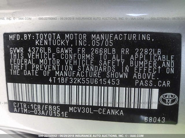 4T1BF32K55U615453 - 2005 TOYOTA CAMRY LE/XLE/SE 银色 照片 9