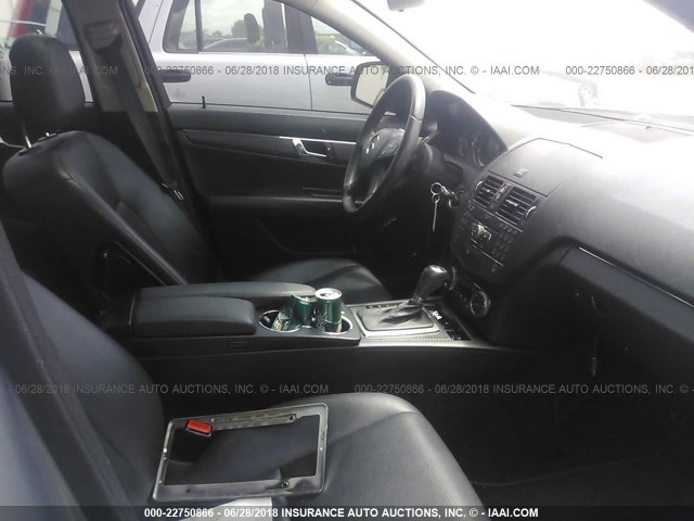 WDDGF54X78F075312 - 2008 MERCEDES-BENZ C 300 SILVER photo 5