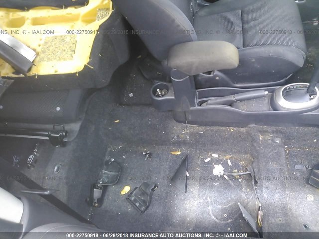 JTLKT324054026958 - 2005 TOYOTA SCION XB BLACK photo 6