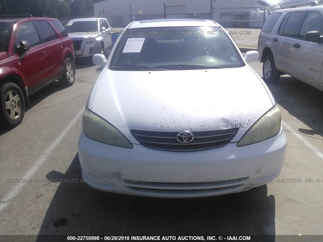 4T1BE32K64U286778 - 2004 TOYOTA CAMRY LE/XLE/SE თეთრი ფოტო 6