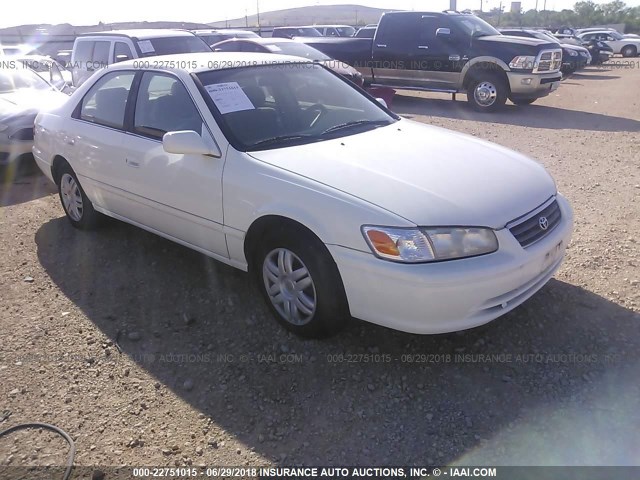 4T1BG22K6YU935067 - 2000 TOYOTA CAMRY CE/LE/XLE WHITE photo 1