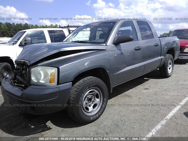 1D7HE28N16S694295 - 2006 DODGE DAKOTA QUAD/ST GRAY photo 2