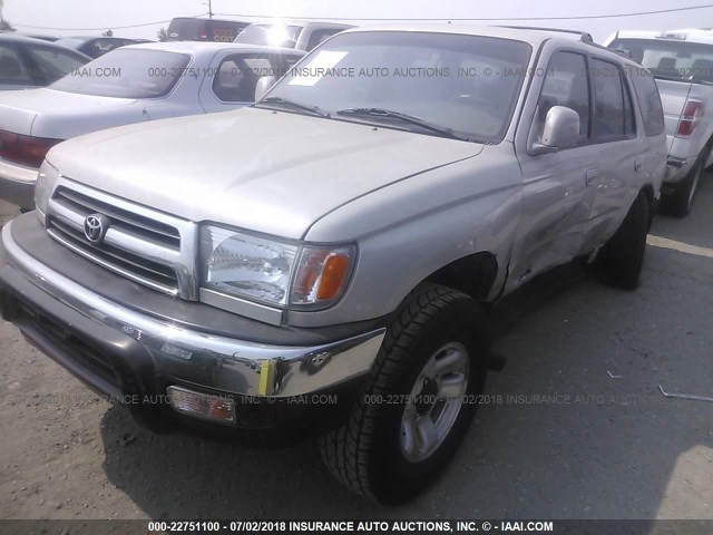 JT3GN86R7Y0178525 - 2000 TOYOTA 4RUNNER SR5 SILVER photo 2