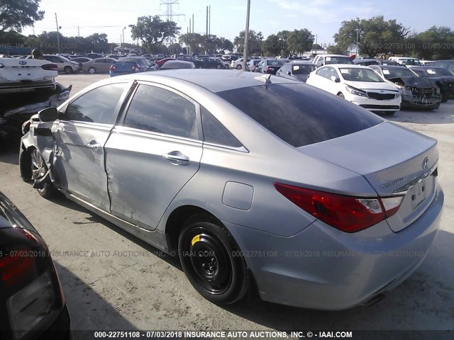 5NPEC4AC6DH509631 - 2013 HYUNDAI SONATA SE/LIMITED SILVER photo 3