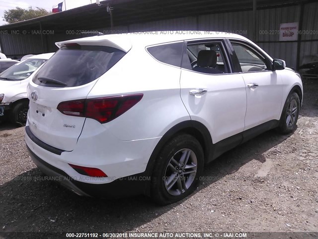 5NMZT3LB0JH072833 - 2018 HYUNDAI SANTA FE SPORT  WHITE photo 4