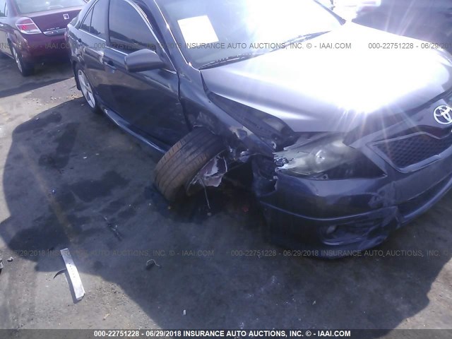 4T1BF3EK9AU501882 - 2010 TOYOTA CAMRY SE/LE/XLE 灰色 照片 6