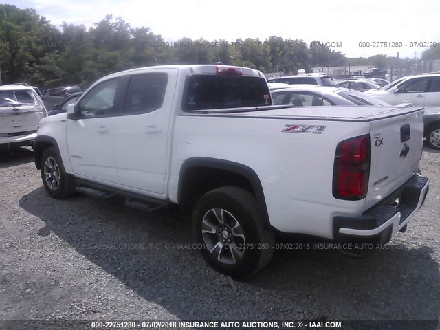 1GCPTDE10G1242211 - 2016 CHEVROLET COLORADO Z71 WHITE photo 3