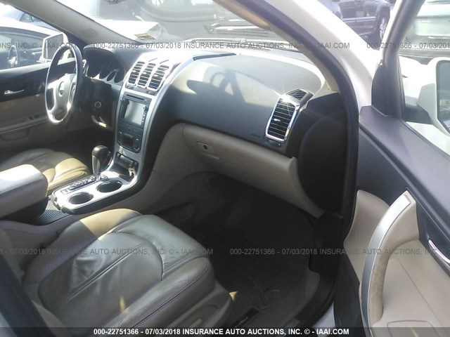 1GKLVMED8AJ153274 - 2010 GMC ACADIA SLT-1 Biały zdjęcie 5