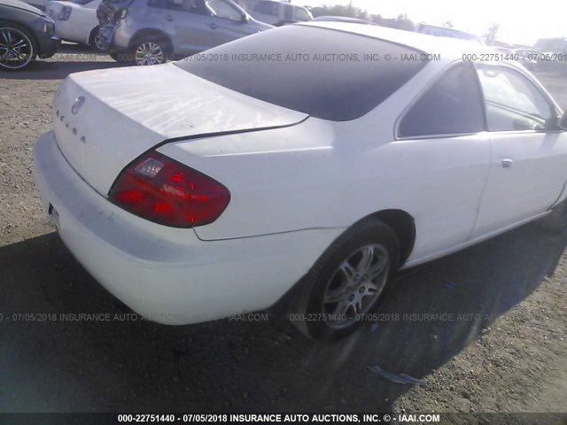 19UYA426X1A027258 - 2001 ACURA 3.2CL TYPE-S WHITE photo 4