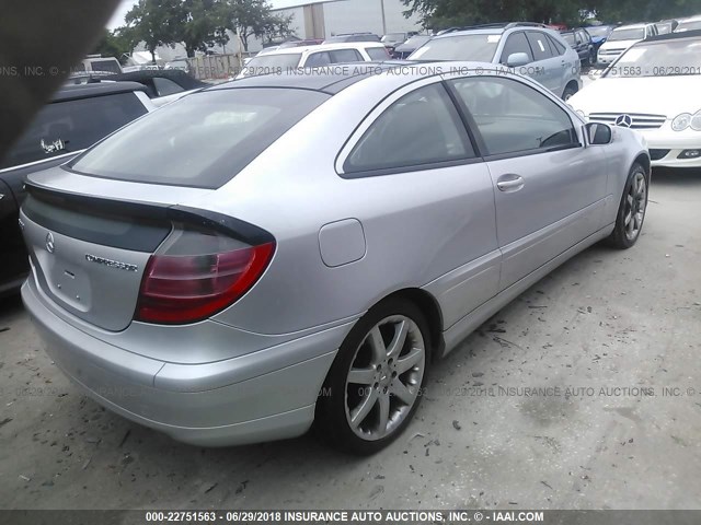 WDBRN47JX2A310070 - 2002 MERCEDES-BENZ C 230K SPORT COUPE SILVER photo 4