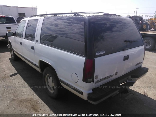 3GKEC16KXSG501816 - 1995 GMC SUBURBAN C1500 WHITE photo 3