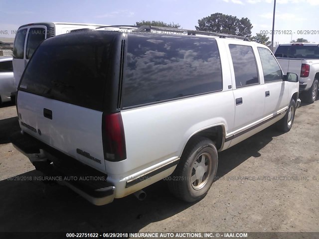 3GKEC16KXSG501816 - 1995 GMC SUBURBAN C1500 WHITE photo 4