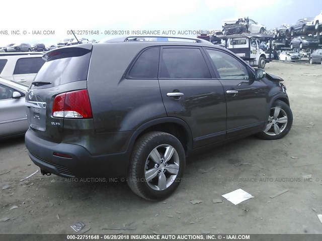 5XYKU4A24CG308288 - 2012 KIA SORENTO EX BROWN photo 4