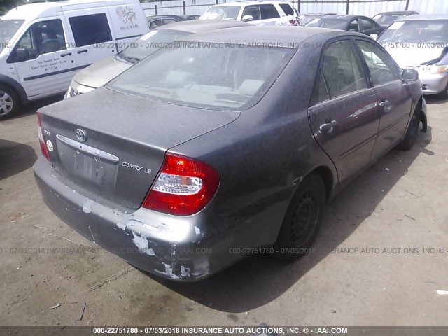 4T1BE32KX3U687765 - 2003 TOYOTA CAMRY LE/XLE/SE Сұр фото 4