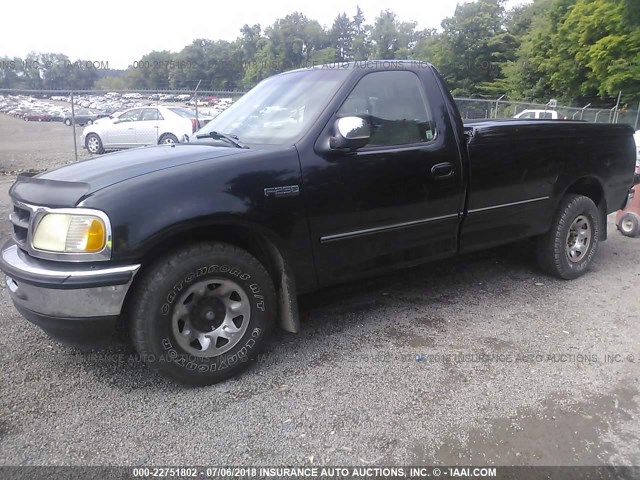 2FTFF2764VCA23425 - 1997 FORD F250 BLACK photo 2