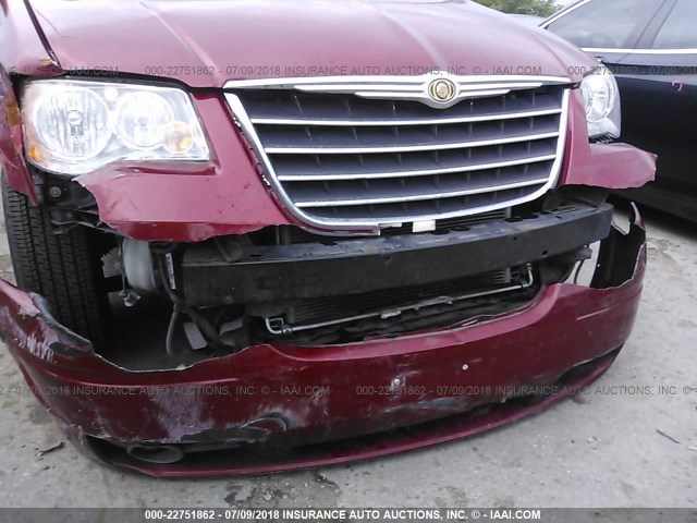 2A4RR5D18AR199863 - 2010 CHRYSLER TOWN & COUNTRY TOURING MAROON photo 6