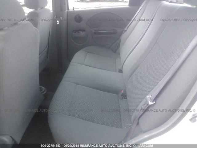 KL1TJ52644B242896 - 2004 CHEVROLET AVEO LS 白色 照片 8