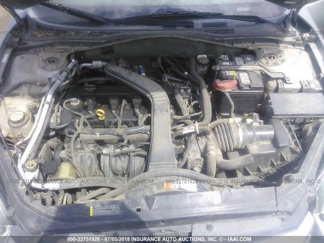 3FAHP07Z09R120449 - 2009 FORD FUSION SE SILVER photo 10