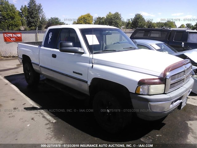 3B7HF13Y1VG806831 - 1997 DODGE RAM 1500 白色 照片 1