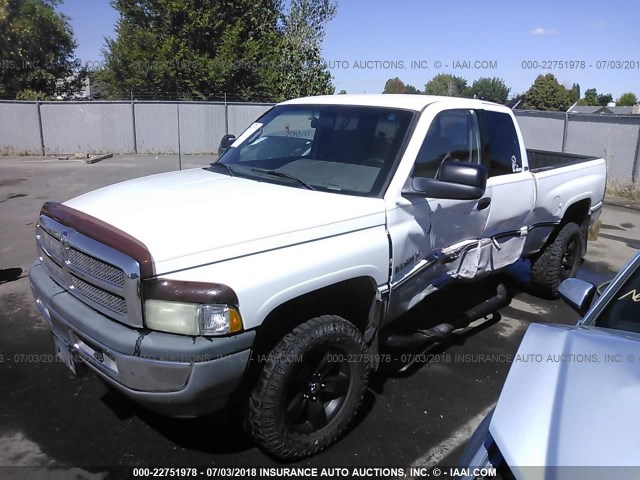 3B7HF13Y1VG806831 - 1997 DODGE RAM 1500 白色 照片 2