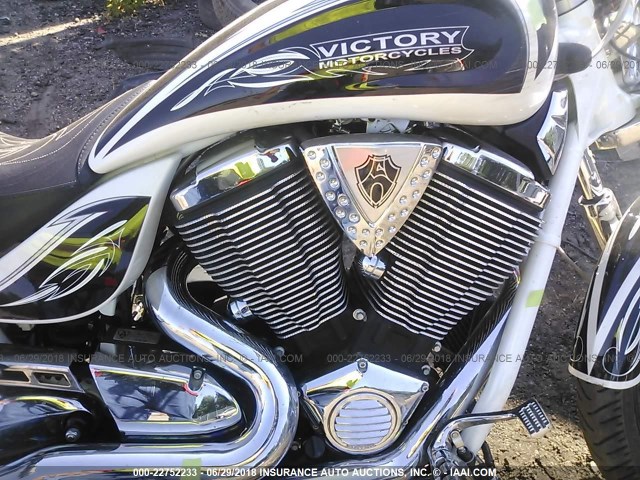 5VPXC36D093005066 - 2009 VICTORY MOTORCYCLES VEGAS JACKPOT Gümüş foto 8