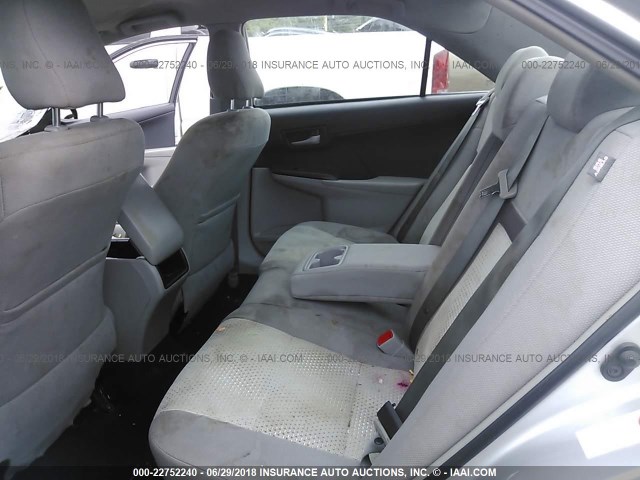 4T1BF1FK1EU848051 - 2014 TOYOTA CAMRY L/SE/LE/XLE 银色 照片 8