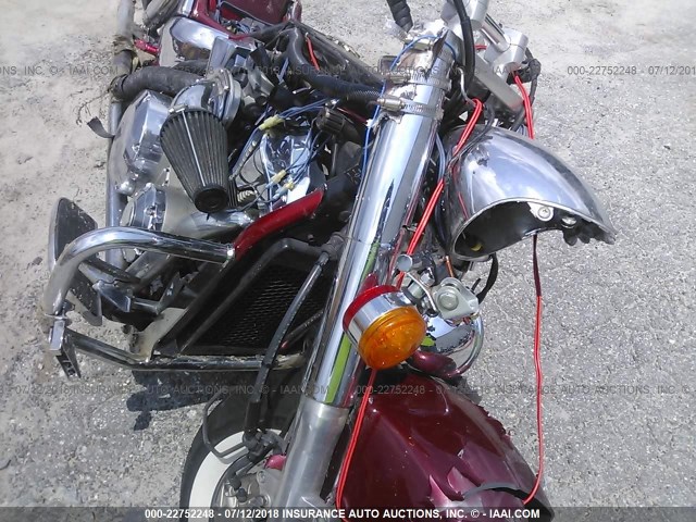 1HFSC52003A002944 - 2003 HONDA VT1300 S RED photo 5