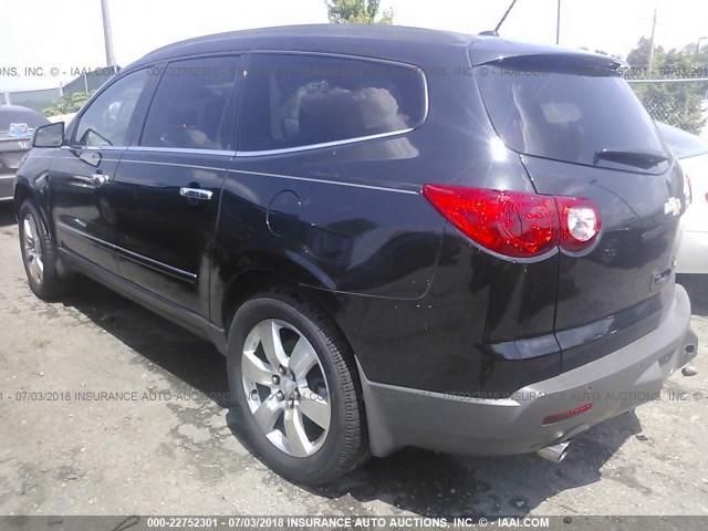 1GNKRLED8CJ302024 - 2012 CHEVROLET TRAVERSE LTZ BLACK photo 3