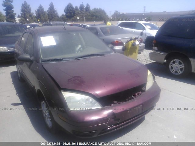 1FAFP34N37W112012 - 2007 FORD FOCUS ZX4/S/SE/SES RED photo 1