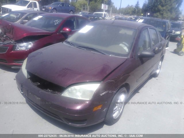 1FAFP34N37W112012 - 2007 FORD FOCUS ZX4/S/SE/SES RED photo 2