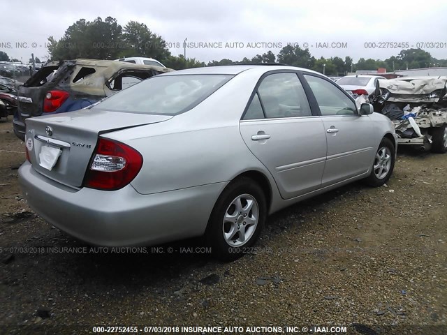 4T1BE32K64U900812 - 2004 TOYOTA CAMRY LE/XLE/SE Gümüş foto 4