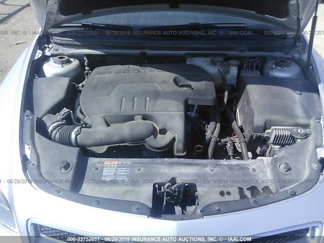1G1ZC5E07CF183010 - 2012 CHEVROLET MALIBU 1LT SILVER photo 10