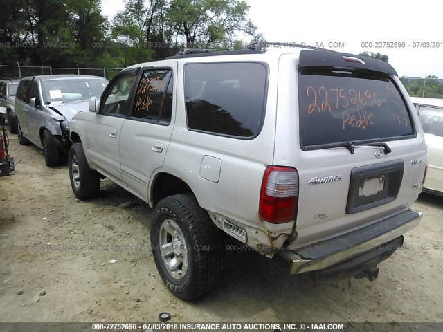 JT3HN86R7X0228276 - 1999 TOYOTA 4RUNNER SR5 SILVER photo 3