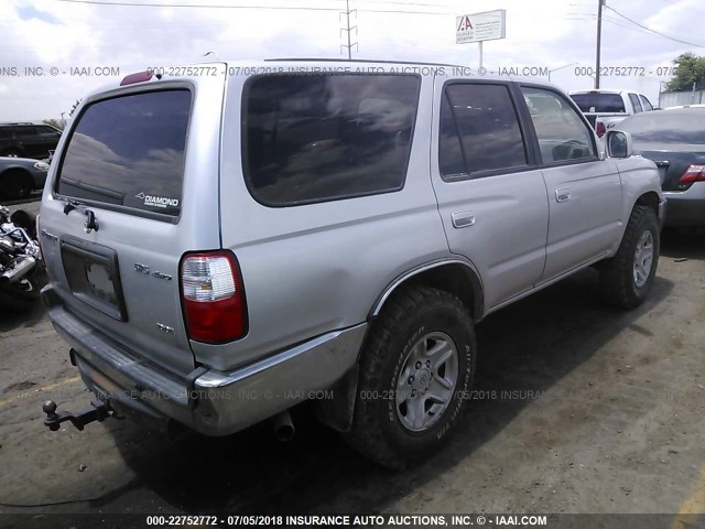 JT3HN86R510325189 - 2001 TOYOTA 4RUNNER SR5 SILVER photo 4