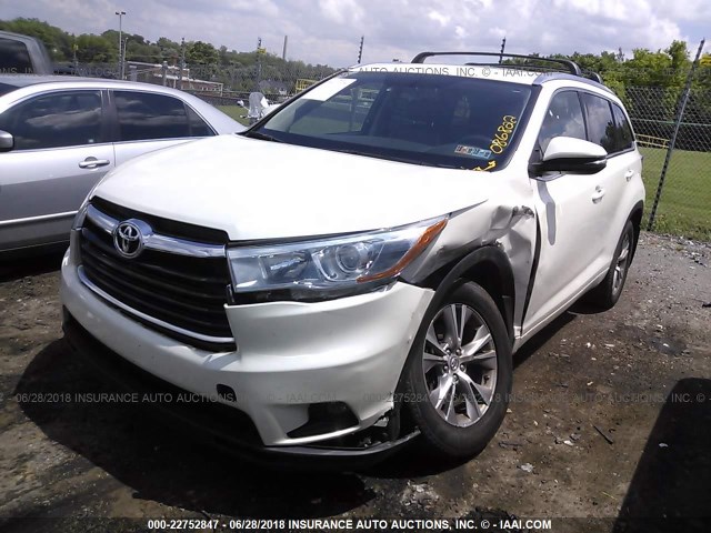 5TDJKRFH0FS086822 - 2015 TOYOTA HIGHLANDER XLE WHITE photo 2