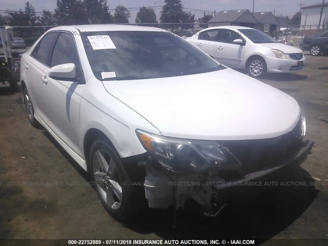 4T1BF1FK3CU147184 - 2012 TOYOTA CAMRY SE/LE/XLE WHITE photo 1