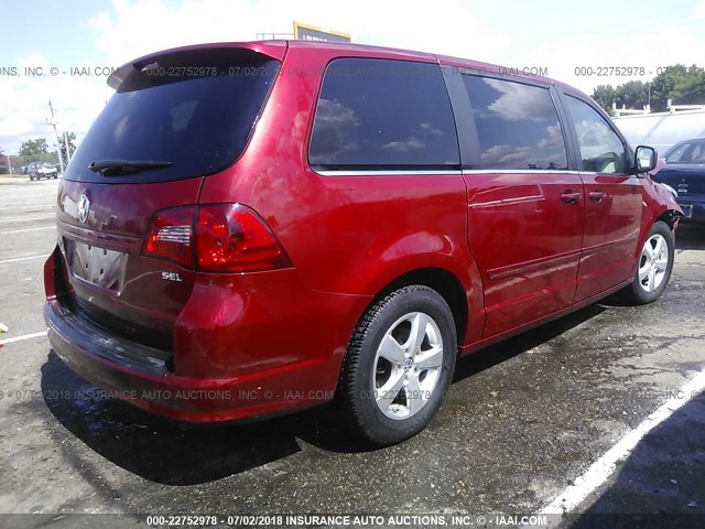 2V8HW54X69R518062 - 2009 VOLKSWAGEN ROUTAN SEL RED photo 4