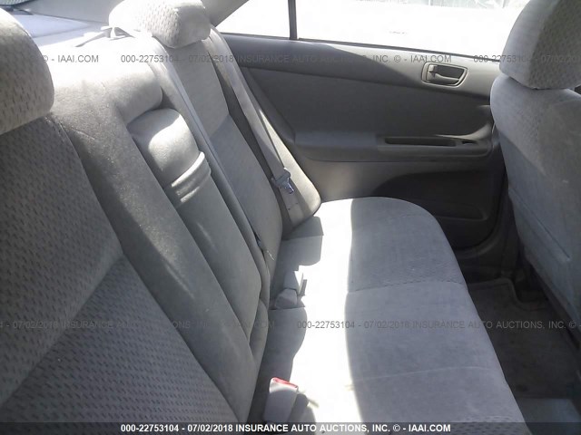 4T1BE30K22U106986 - 2002 TOYOTA CAMRY LE/XLE/SE 白色 照片 8