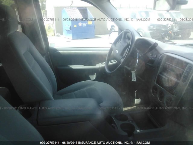 1FMZU73K05UA82552 - 2005 FORD EXPLORER XLT/XLT SPORT/NBX 锡色 照片 5