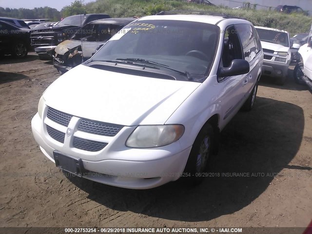 2B4GP443X1R305757 - 2001 DODGE GRAND CARAVAN SPORT WHITE photo 2