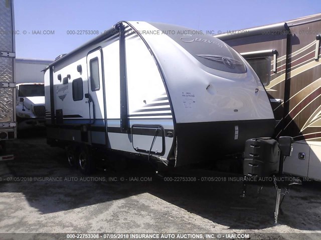 4X4TSVV20H2475530 - 2017 FOREST RIVER SURVEYOR  白色 照片 1
