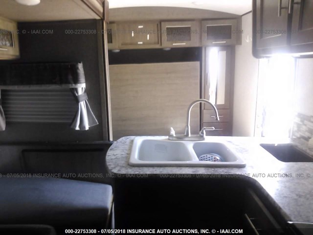 4X4TSVV20H2475530 - 2017 FOREST RIVER SURVEYOR  白色 照片 5