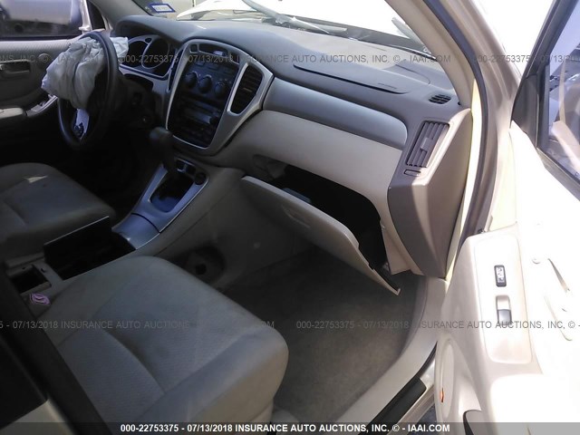 JTEDW21A660013830 - 2006 TOYOTA HIGHLANDER HYBRID GOLD photo 5