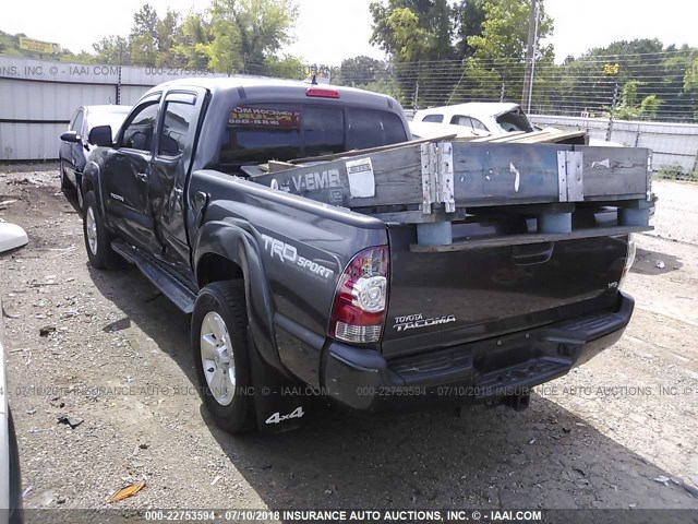 3TMLU4EN9EM159200 - 2014 TOYOTA TACOMA DOUBLE CAB GRAY photo 3