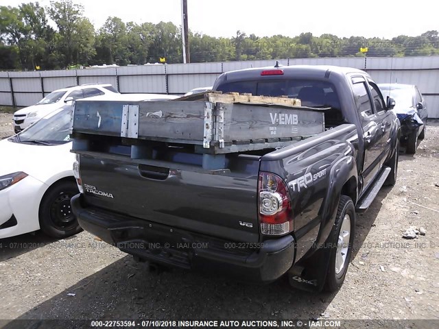 3TMLU4EN9EM159200 - 2014 TOYOTA TACOMA DOUBLE CAB 灰色 照片 4