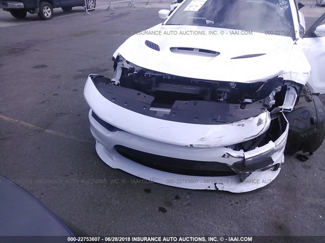 2C3CDXL92FH773307 - 2015 DODGE CHARGER SRT HELLCAT WHITE photo 6